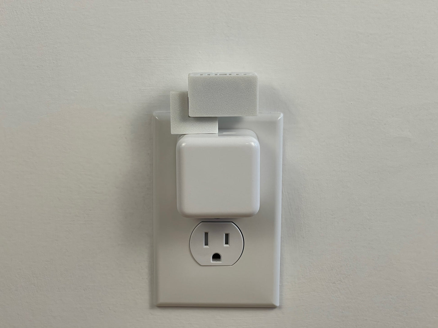 Apollo Automation MSR-2 Outlet Mount